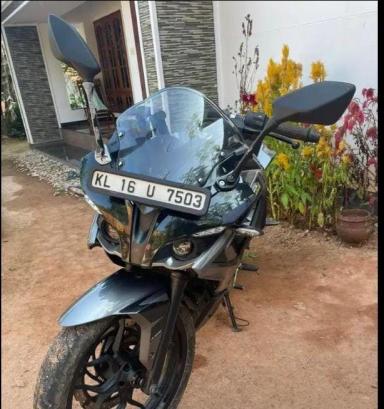 Bajaj Pulsar RS200 2018