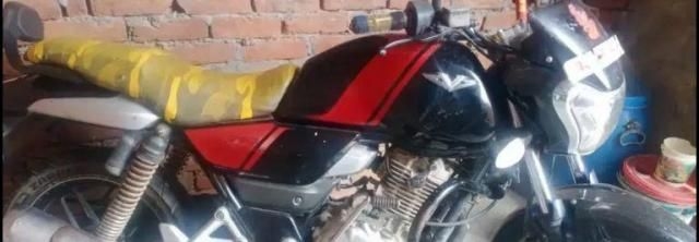 Bajaj V15 150cc 2016