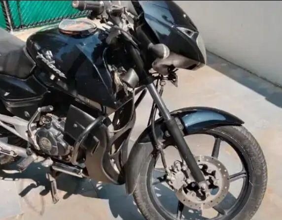 Bajaj Pulsar 150cc 2011