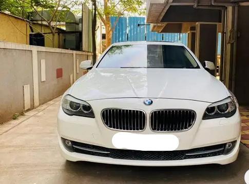 BMW 5 Series GT 530d 2010