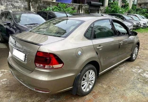 Volkswagen Vento Comfortline Petrol 2015