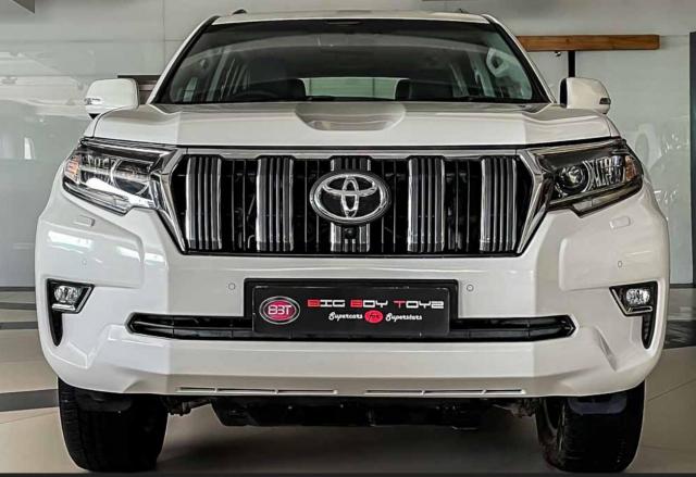 Toyota Land Cruiser Prado VX L 2016