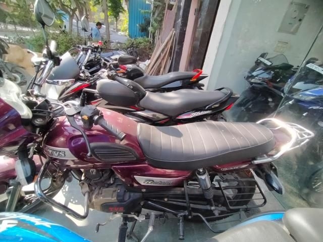 TVS Radeon 110cc Drum SBT 2019