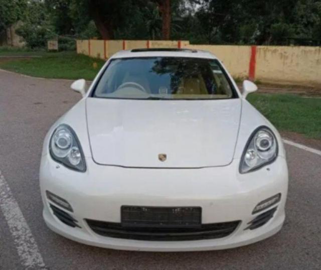 Porsche Panamera Diesel 2013