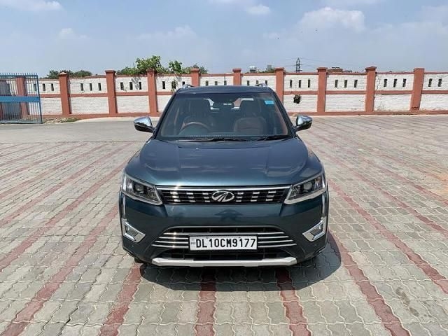 Mahindra XUV300 W8 Petrol 2019