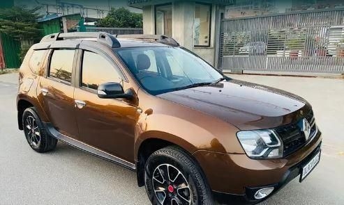 Renault Duster 85 PS RXS 4X2 MT 2017