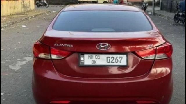 Hyundai Elantra 1.6 SX MT 2013