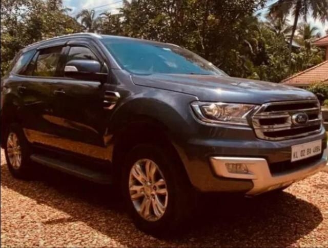 Ford Endeavour Trend 3.2 4x4 AT 2017