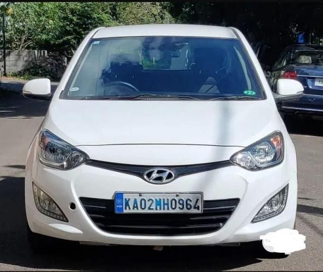 Hyundai i20 SPORTZ 1.2 BS IV 2013