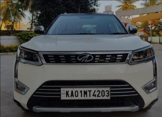 Mahindra XUV300 W8 (O) Diesel 2019