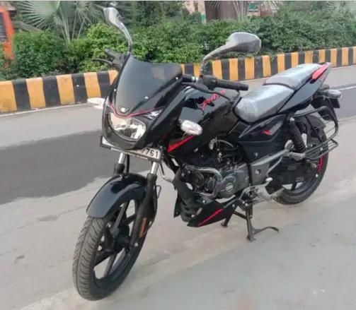 Bajaj Pulsar 125cc Disc BS6 2021