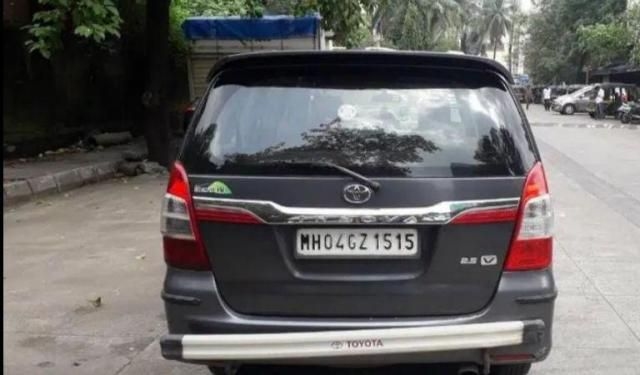 Toyota Innova 2.5 V 8 STR 2015