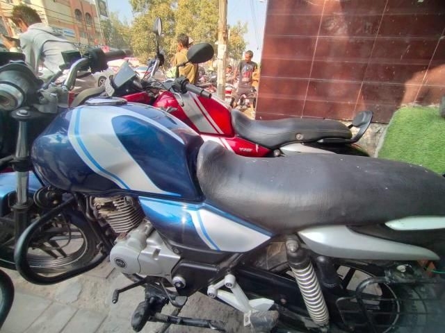 Bajaj V15 150cc 2017