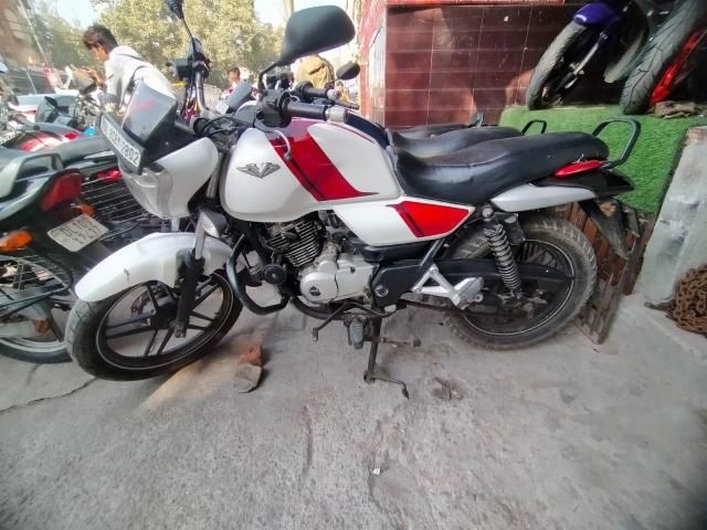 Bajaj V15 150cc 2016