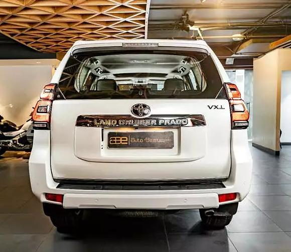Toyota Land Cruiser Prado VX L 2011