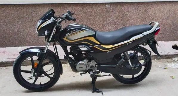 Hero Super Splendor Self Drum Alloy 125cc BS6 2020