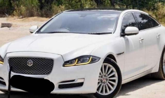 Jaguar XJ 3.0 L Portfolio 2019