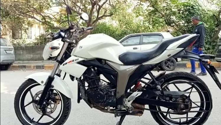 Suzuki Gixxer 150cc 2015