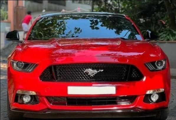 Ford Mustang GT Fastback 5.0L V8 2018