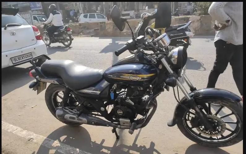 Bajaj Avenger Street 150 2016