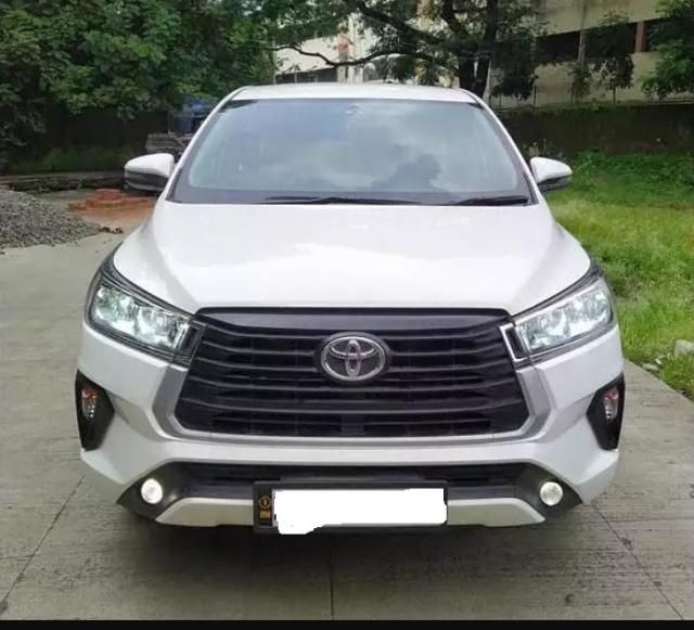 Toyota Innova Crysta 2.4 Touring Sport MT 2017