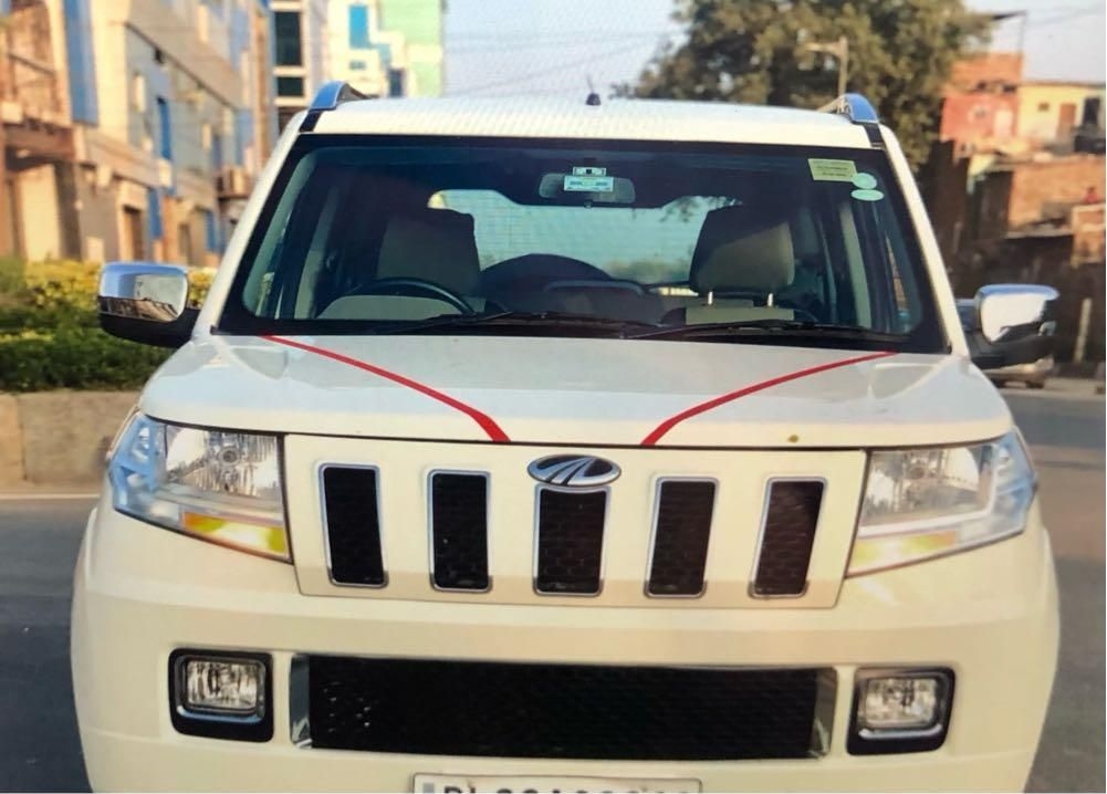 Mahindra TUV300 T8 2016