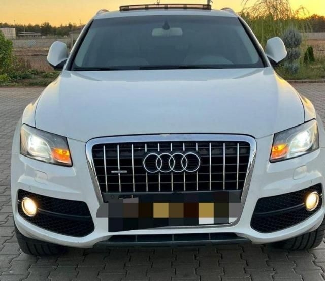 Audi Q5 2.0 TDI QUATTRO 2011