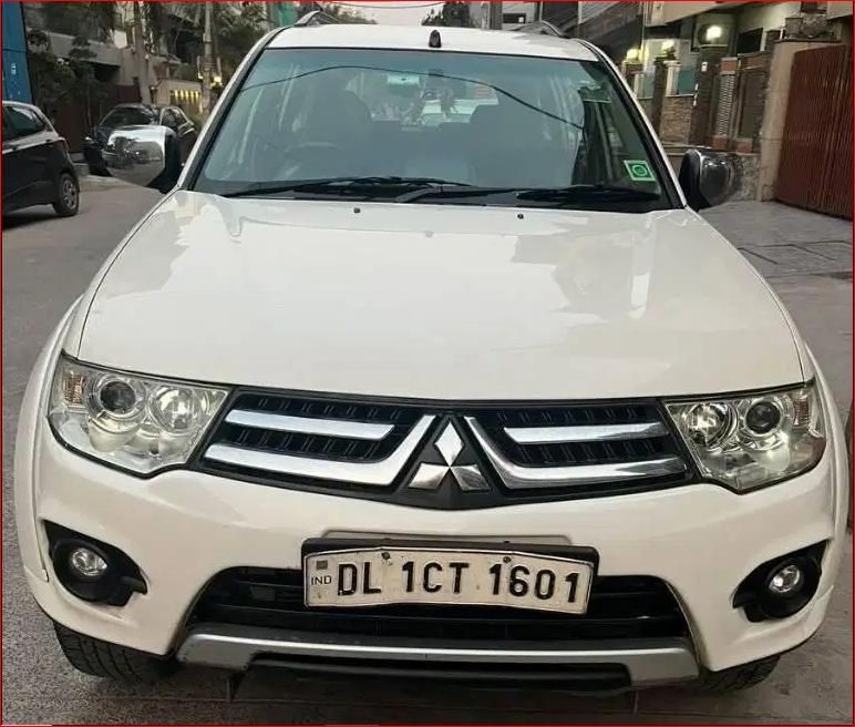 Mitsubishi Pajero Sport 2.5 AT 2015