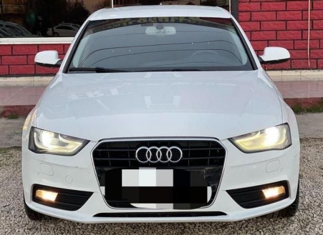 Audi A4 2.0 TDI premium 2014