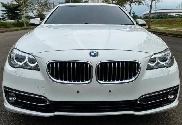 BMW 5 Series 520d Luxury Line 2016