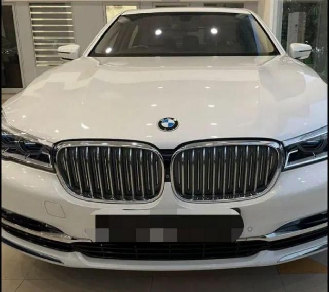 BMW 7 Series 730 Ld Signature 2011