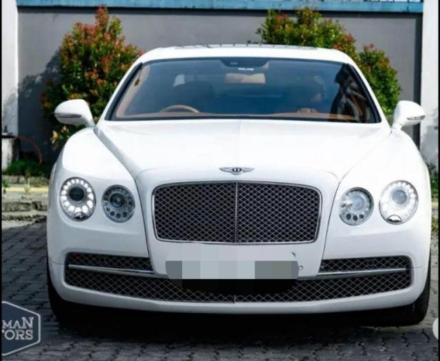 Bentley Continental Flying Spur V8 2009