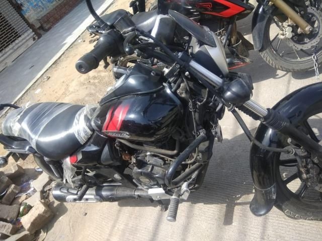 Bajaj Avenger Street 220 2018