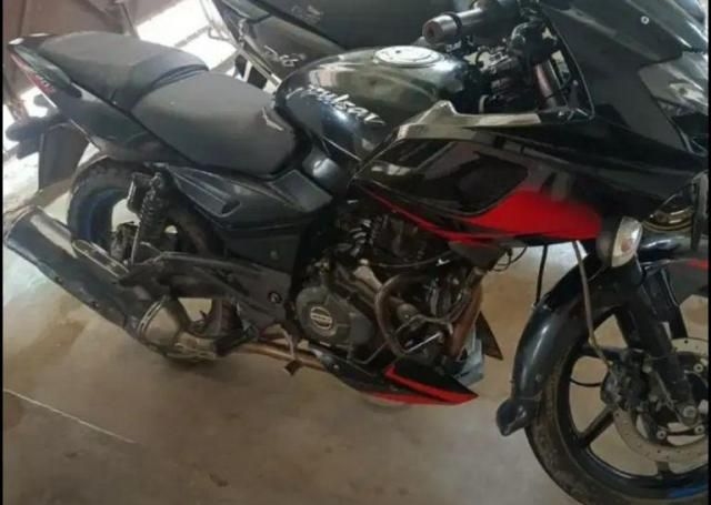 Bajaj Pulsar 220F 2019