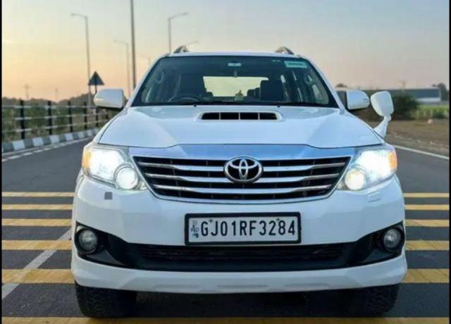 Toyota Fortuner 3.0 4X2 AT 2014