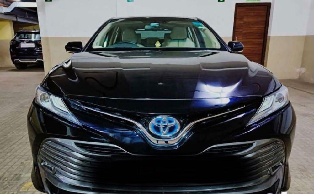 Toyota Camry Hybrid 2019