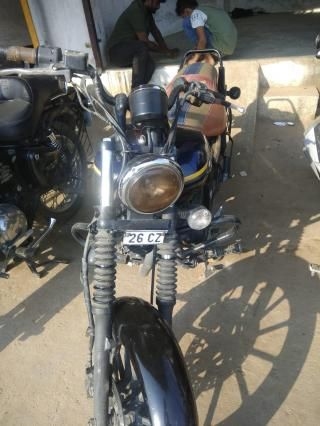 Bajaj Avenger Street 150 2016