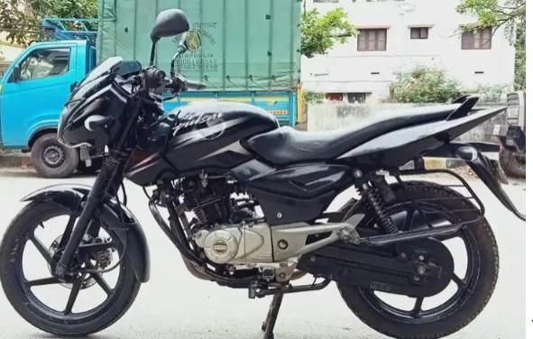 Bajaj Pulsar 150cc 2016