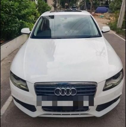 Audi A4 2.0 TDI premium 2014