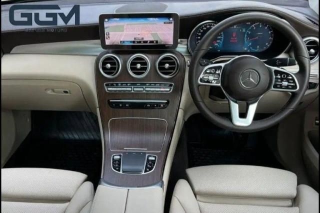 Mercedes-Benz GLC 220 D 4MATIC 2017