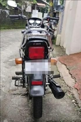 Hero Splendor Plus Black and Accent Edition 2022