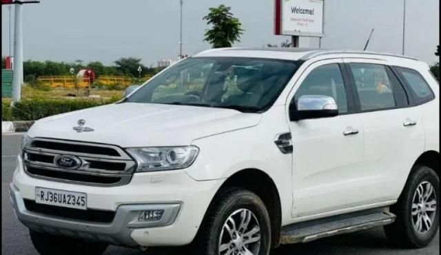 Ford Endeavour Titanium 3.2 4x4 AT 2016