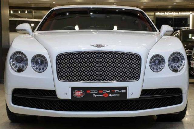 Bentley Flying Spur V8 2017