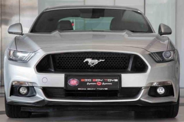 Ford Mustang GT Fastback 5.0L V8 2018