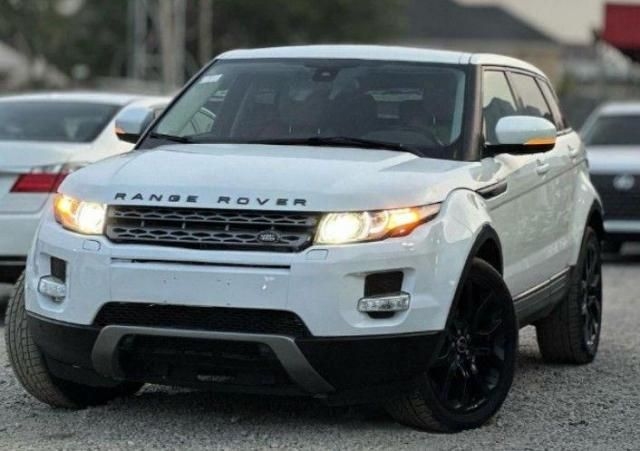 Land Rover Range Rover Evoque Dynamic SD4 2015