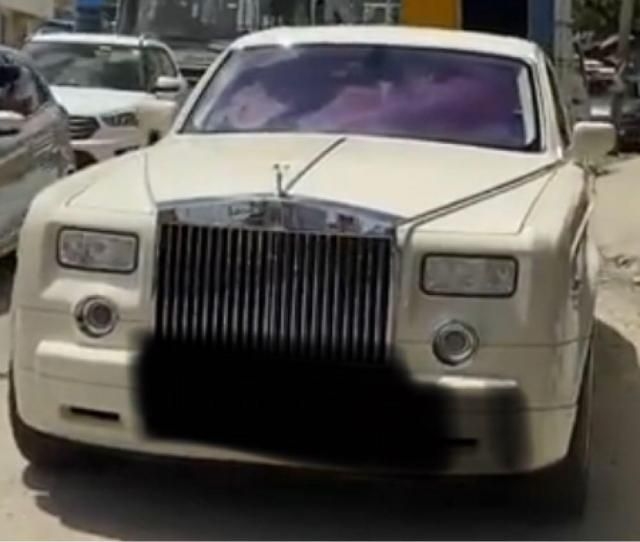 Rolls-Royce Phantom Sedan 2010