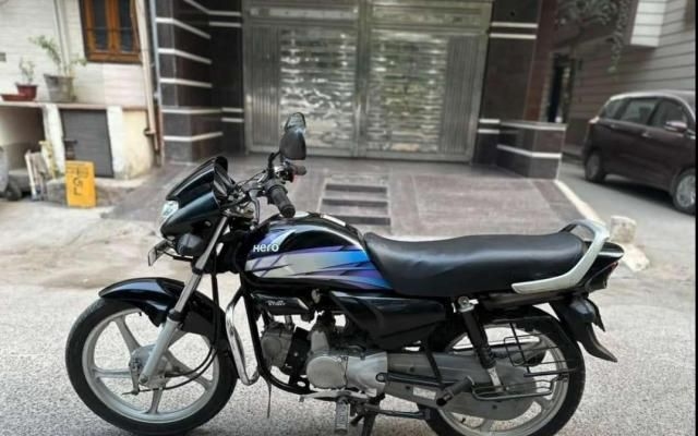 Hero HF Deluxe i3s 100cc 2017