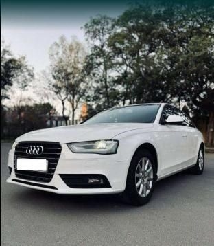 Audi A4 2.0 TDI Premium Plus 2016