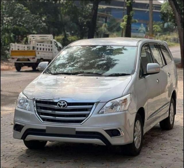 Toyota Innova 2.5 V 7 STR 2010