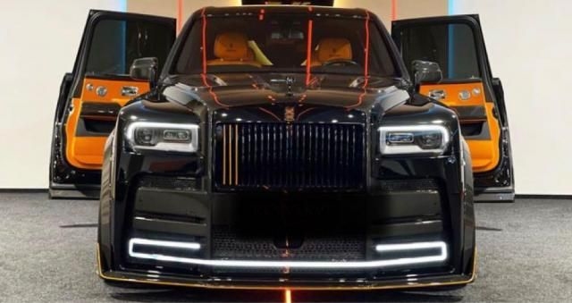 Rolls-Royce Cullinan V12 2021